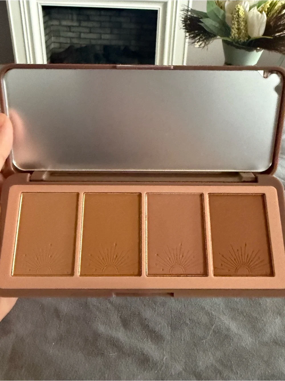 Hot Commodity Bronzer Palette by — Brown